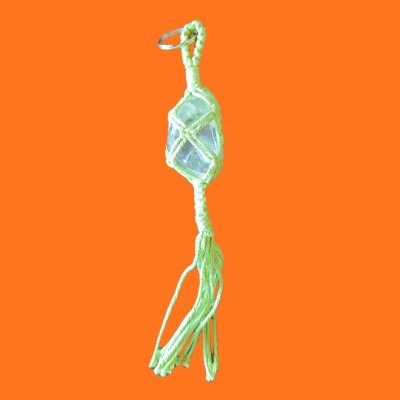 Makramee-Schlüsselanhänger