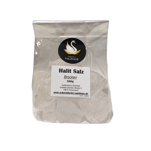 Halitkristalle und naturbelassene Salzkristalle für Sole